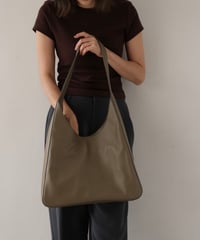 《 予約〆切11/4まで》11月頃 【 Arée 】Leather Sholder Bag -AR261SB008-