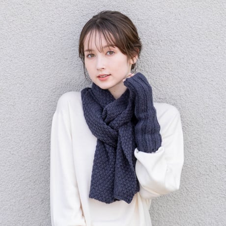 【KOHARU】フラッフィーシルクストール