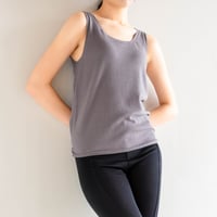 【sof.】ウォッシャブルシルクタンクトップ天竺