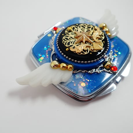 デザイン変身コンパクトミラー