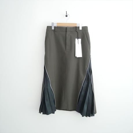 BARNEYS NEW YORK別注 sacai サイドプリーツスカート 24-07628 2606-0944