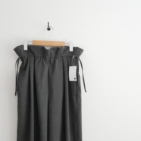 人気完売品 ENFOLD / DOUBLE‐WASTE WIDE‐ PANTS / 300HA231-1570 2602-0784