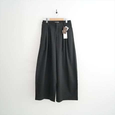 2026・人気完売色 未使用 R'IAM Plage Super wide CHINO パンツ 26030922605110 2609-0146