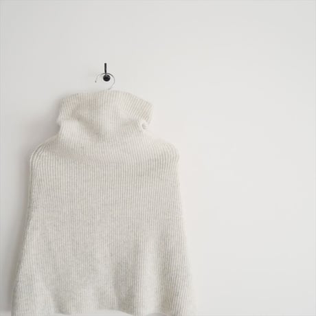 人気完売品 / AP STUDIO / リブニットケープ / 23090586660030 / 2505-0639