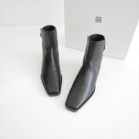 TOTEME The Belted Boot 241-WAS1006-LE0035 2606-0843