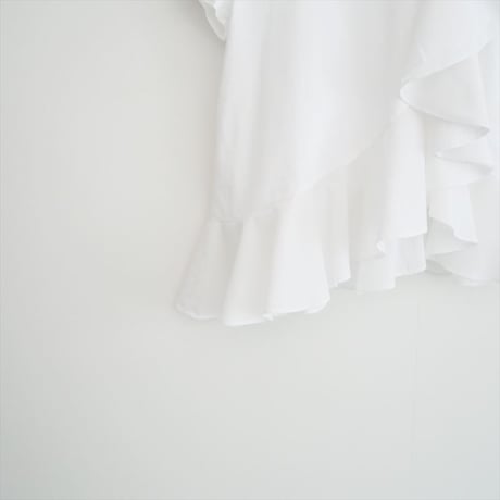 Heve / クロスラッフルトップス / HE07-0009-4S / 2507-0411