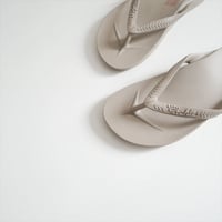 2026SS今季・人気完売品 L'Appartement購入品 ARCHIES THONGS SANDAL 26093570003010 2607-0526