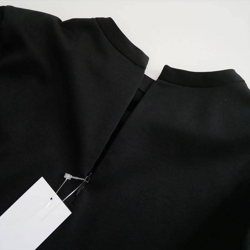 人気完売品 deres Pamela / first class T shirt DER24S