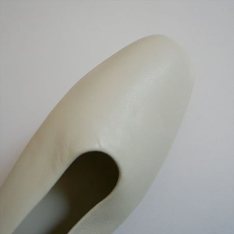 継続販売品 GALERIE VIE LAUREL カバードスリッポン 2608-1218