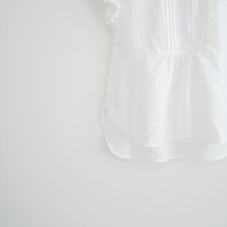 2026SS今季 未使用 Pale Jute Frill and lace mesh linen blouse 2607-1160