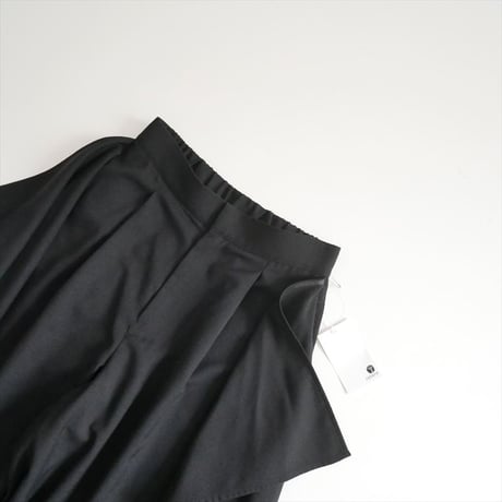 継続販売品・人気完売色 cygne サイドフレアパンツ Ron CY2511-04-0017 2607-0888