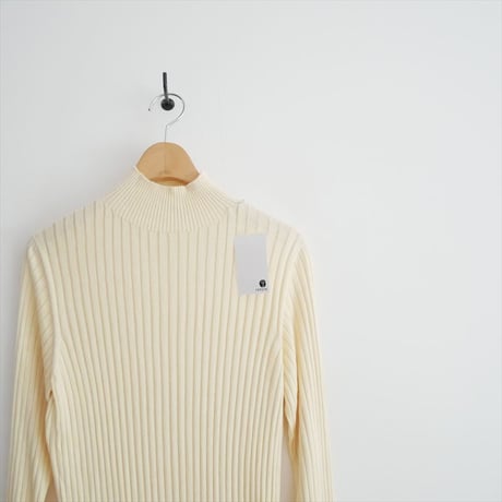 2025AW・人気完売品 SUSURI / ポエータハイネックセーター / 25-850 2603-1011