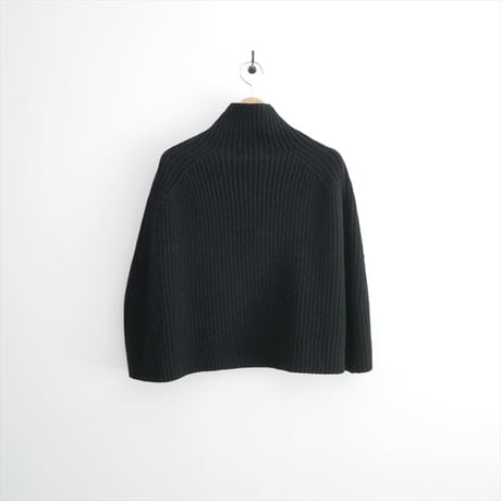 未使用 UNITED ARROWS購入品 SACRA エクストラファインラムウールポンチョ 123538081 2609-2112