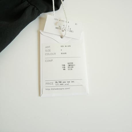 2025 / 未使用 / OLTA DESIGNS / シルク混ブラウス / 025 36 678 / 2509-1090