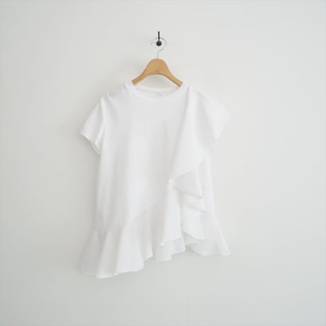 Heve / クロスラッフルトップス / HE07-0009-4S / 2507-0411