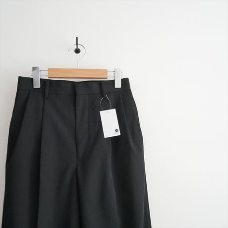 2026 未使用 AURALEE LIGHT WOOL MAX GABARDINE TWO-TUCK SLACKS A26SP09MG 2608-0495