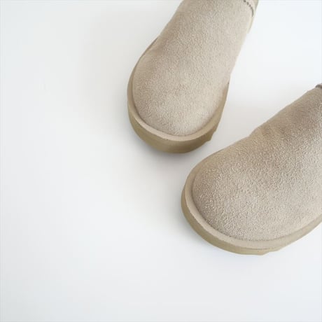 人気完売品 / 未使用 / SUICOKE / NEW WAVE MULE / 24093570001730 / 2503-1088