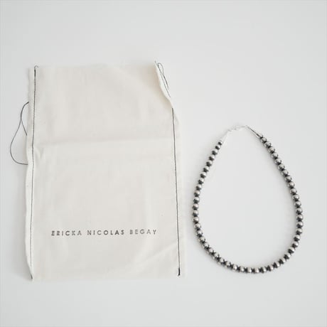 2026SS今季・人気完売品 未使用  ERICKA NICOLAS BEGAY 8MM45CMOXIDISED シルバーネックレス  2607-0764
