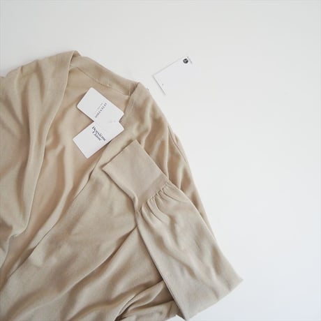 人気完売品 未使用 DEUXIEME CLASSE shake code ショートカーディガン 24080500405010 2607-0280