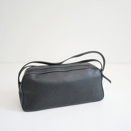 A VACATION TRAPEZE LEATHER バッグ 2607-0849