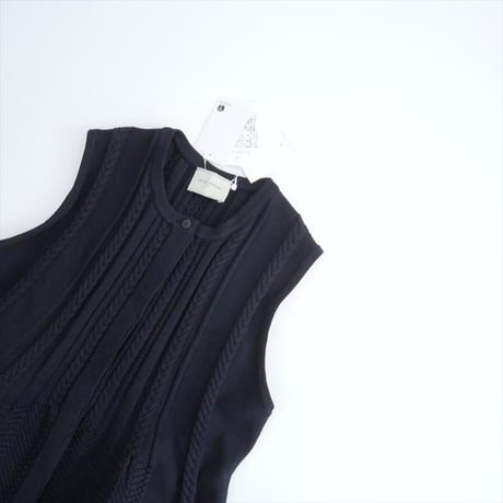 2025AW 未使用 UNITED ARROWS ケーブル ペプラム ノースリーブ ニット ベスト 15186360005 2607-2157