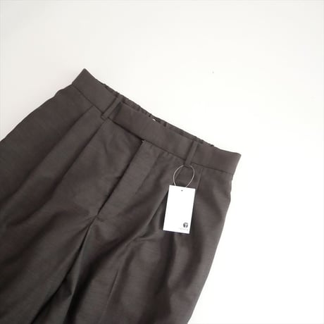 継続販売品 GALERIE VIE エアリークレープ ツータックパンツ 23045104131 2609-0260