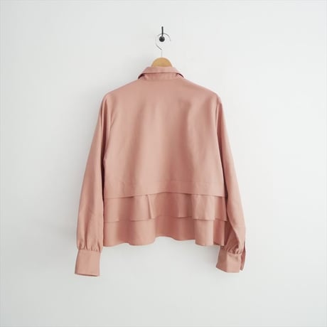 継続販売品 CABaN TOMORROWLAND タイプライターダブルクロス アシンメトリックフリルロングスリーブシャツ 39014401002 2605-0918