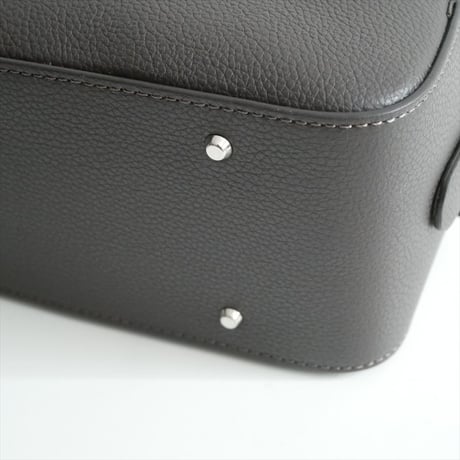 2025 martinique別注 MAISON CANAU EWボックスボストン シュリンクレザー バッグ 2607-0848
