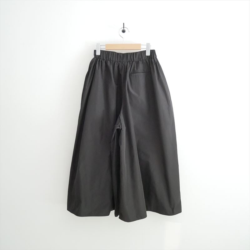 2025・人気完売品 MACHATT メモリーキュロットパンツ 25010412 2610