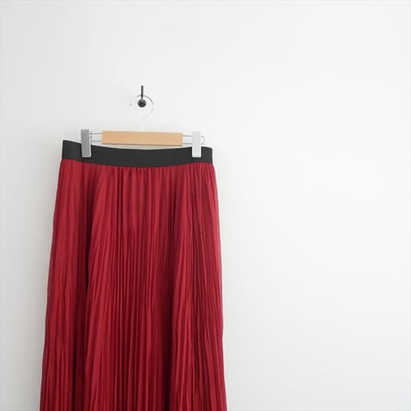 2025AW 未使用 Lisiere L'Appartement PLEATS SKIRT 25060560510030 2604-1335