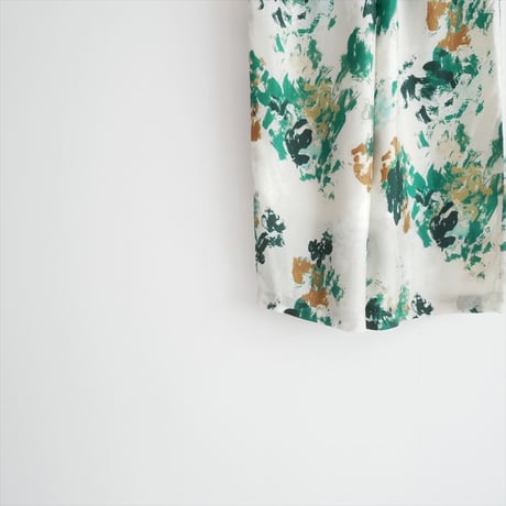 2025SS SACRA BLURRED FLORA PANTS 125120112 2607-0249