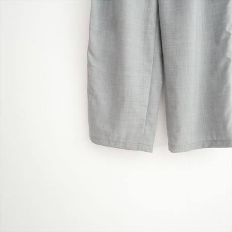 継続販売品 未使用 GALERIE VIE ウォッシャブルトロピカル ツータックストレートパンツ 23046104104 2609-0305