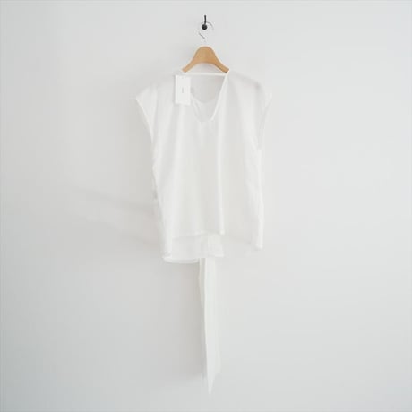 2025SS・人気完売品 未使用 anuke / Linen Cachecoeur Tops / 62510431 2511-1199