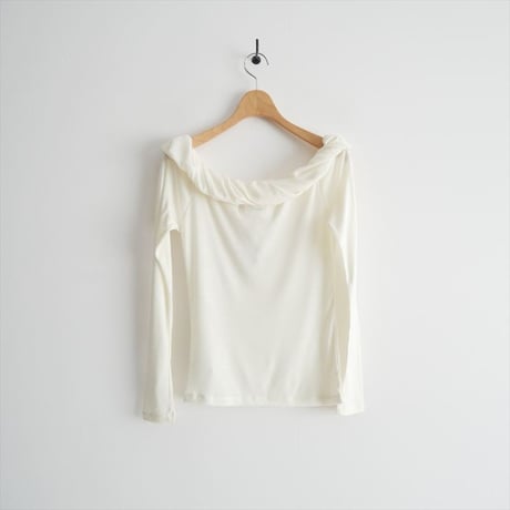 2026AW今季・人気完売色 JANE SMITH WOOL RIB TWISTED OFF SHOULDER PULLOVER 26WCT-#707L 2610-0770