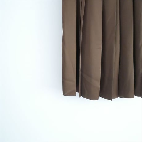 2025AW・人気完売品 VERMEIL par iena サテンプリーツスカート 25060938319040 2605-1070