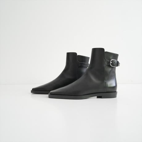 TOTEME The Belted Boot 241-WAS1006-LE0035 2606-0843