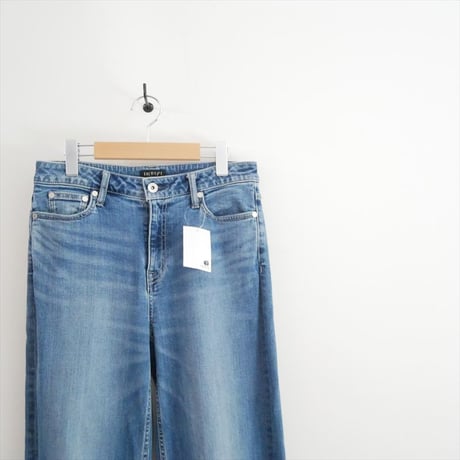 継続販売品 INDIVI 【褒められデニム】ワイドストレート デニムパンツ 127-61043 2608-0513
