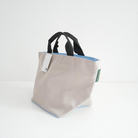 継続販売型 未使用 Herve Chapelier 1027N(ナイロン舟型トートM) ナクル×ブルエ 2608-0727