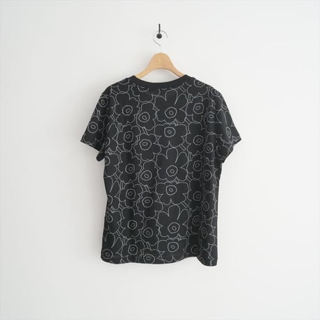 2025 / 未使用 / marimekko / Heleys Piirto Unikko Tシャツ / 52259194481 / 2509-0173