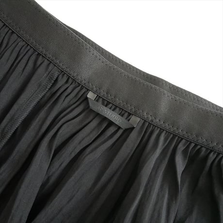 2025AW・人気完売品 未使用 AP STUDIO / ホイルプリーツスカート / 25060586203030 2603-0470