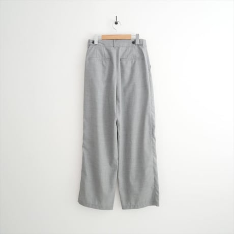 継続販売品 未使用 GALERIE VIE ウォッシャブルトロピカル ツータックストレートパンツ 23046104104 2609-0305