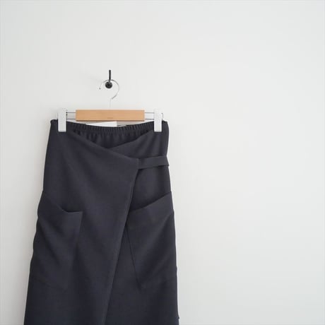 2026SS今季 未使用 COGTHEBIGSMOKE MINA DOUBLE WRAP SKIRT 14502-249-1316-1 2607-0533
