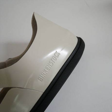 継続販売型・人気完売品 TOMORROWLAND別注 BIRKENSTOCK MANTOVA 38015501050 2609-0348