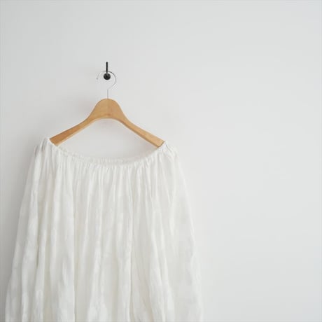 2026SS・人気完売品 未使用 SPICK&SPAN HYU フラワージャガードブラウス 26051200900020 2608-0217