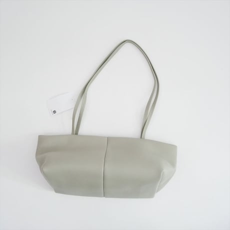 継続販売品 TOMORROWLAND同型お取扱い Maeden Boulevard Sling ショルダーバッグ 27035403003 2608-1535