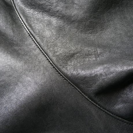 2025・人気完売品 beautiful people double-end shrink leather racingjacket 1525402006 2605-0737