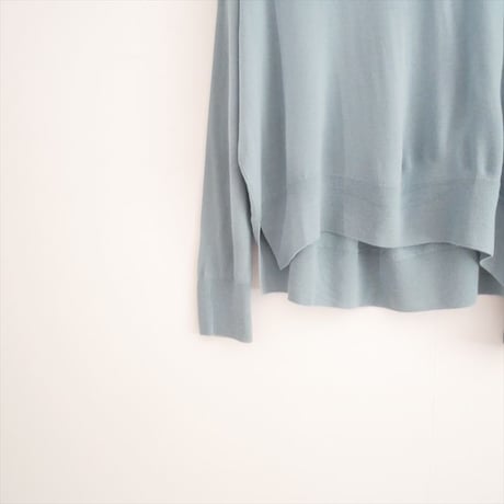 2025AW GALERIE VIE プレーンウール クルーネックプルオーバー 23025402104 2609-0304