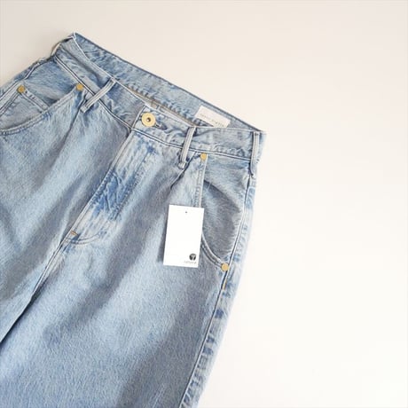 2026・人気完売品 conte別注 upper hights タックデニムパンツ UN 8578-5-990010 2609-0060