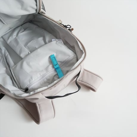 継続販売型 未使用 ARC'TERYX マンティス 26 バックパック X000010643 2610-0876