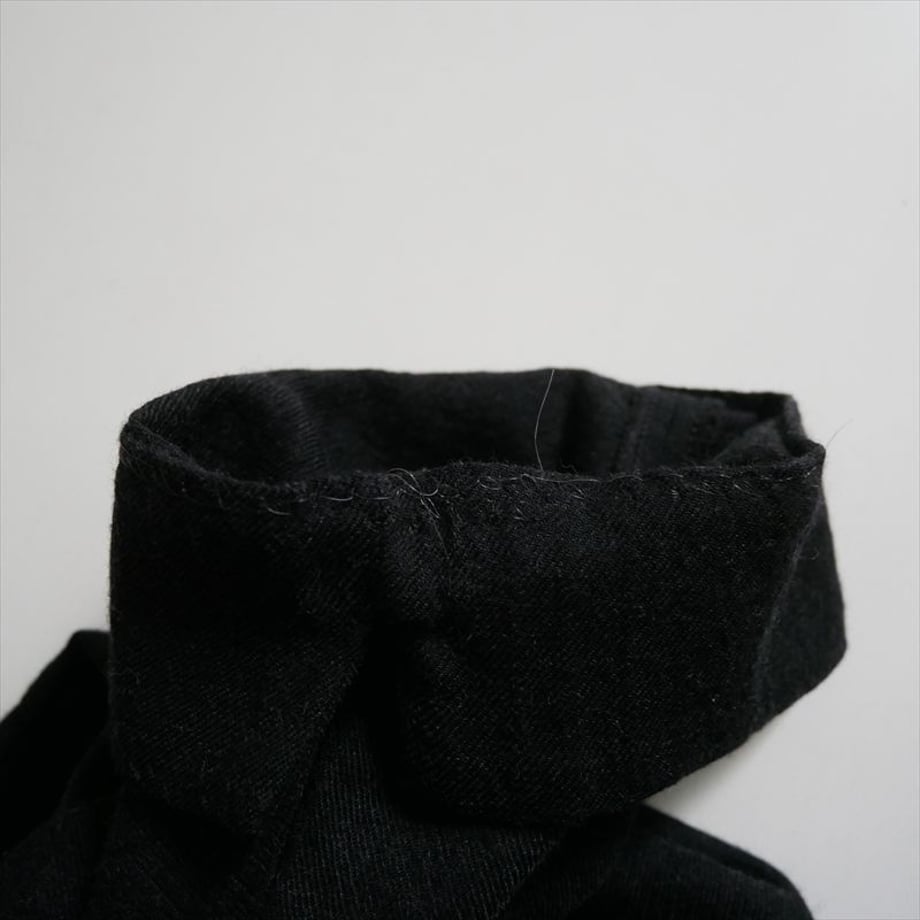 6a5ef9046d07c1129e1872b1